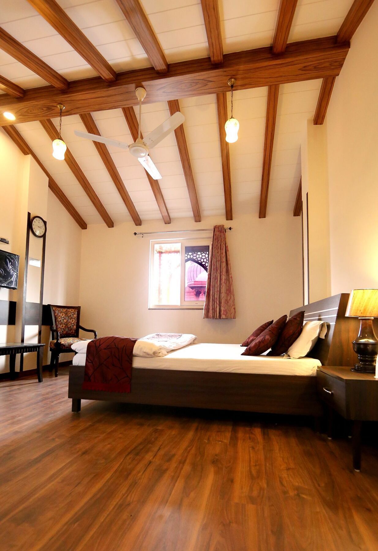 Hotel Aiwan-e-shahi 3*